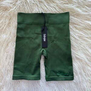 Civil Regime Classic Script V2 Demie Biker Short Greener Pastures Size Small